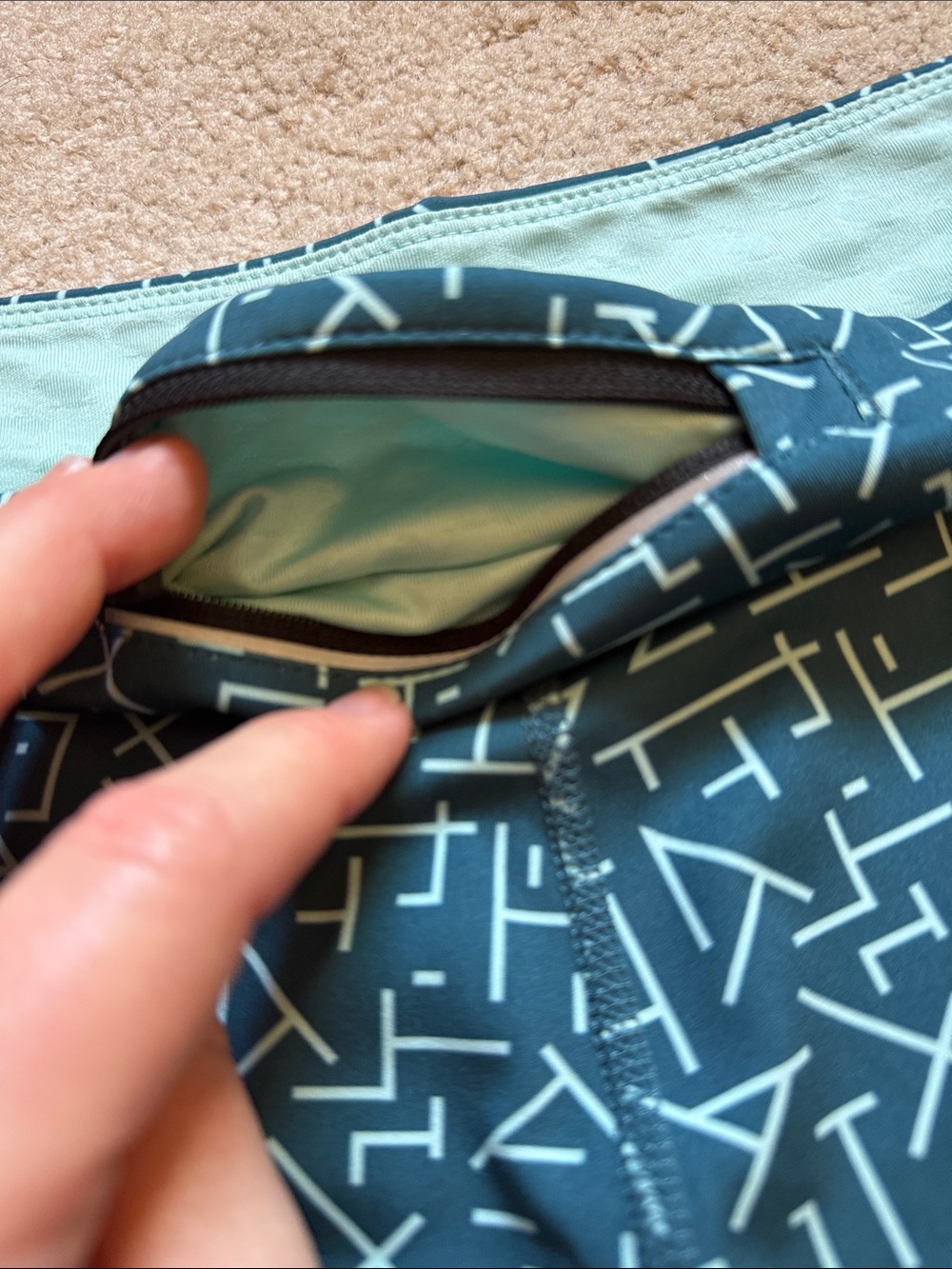 Rabbit 2.5” Speedy Leggy Shorts - Picture 13 of 16